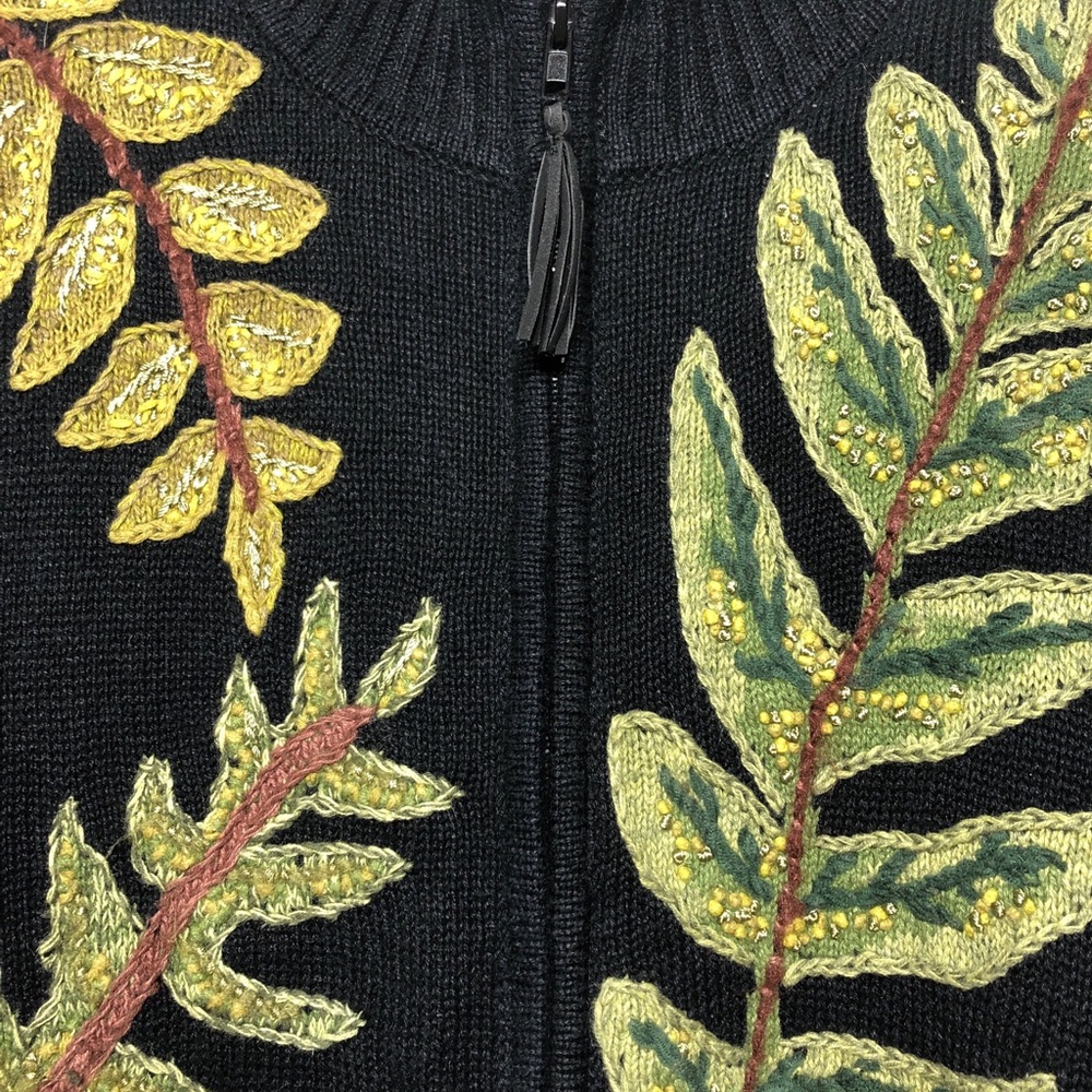 Tiara Embroidered Zip Cardigan Leaf Design Black Size M - Picture 4 of 7